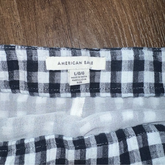 American Eagle Gingham Navy & White Mini Skirt - Picture 5 of 6